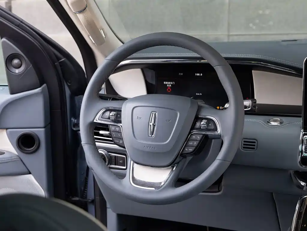 Lincoln Navigator — миниатюра 8