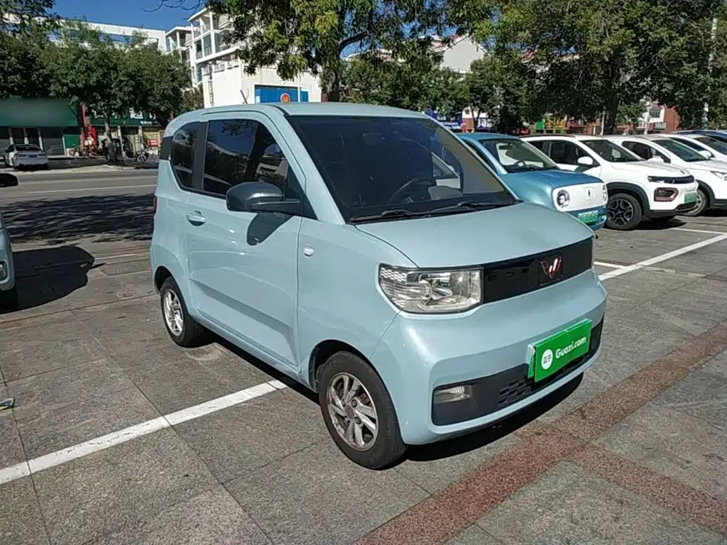 Wuling MINIEV — миниатюра 4