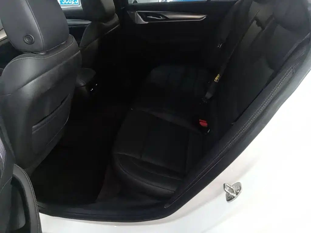 Cadillac CT5 — миниатюра 17
