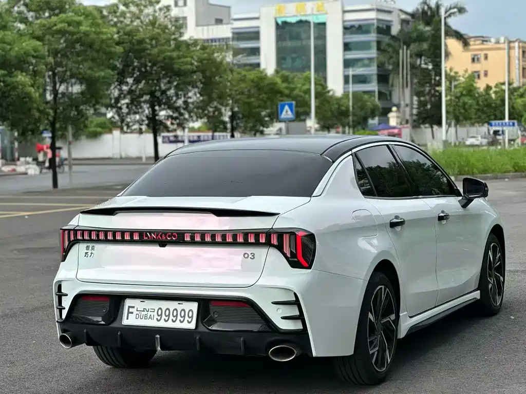Lynk & Co 03 — миниатюра 9