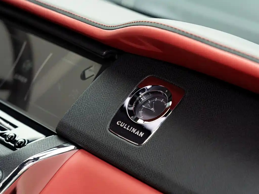 Rolls-Royce Cullinan — миниатюра 22