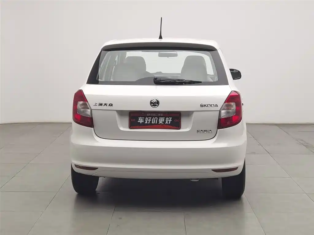 Skoda Fabia 2012 1.4L MT