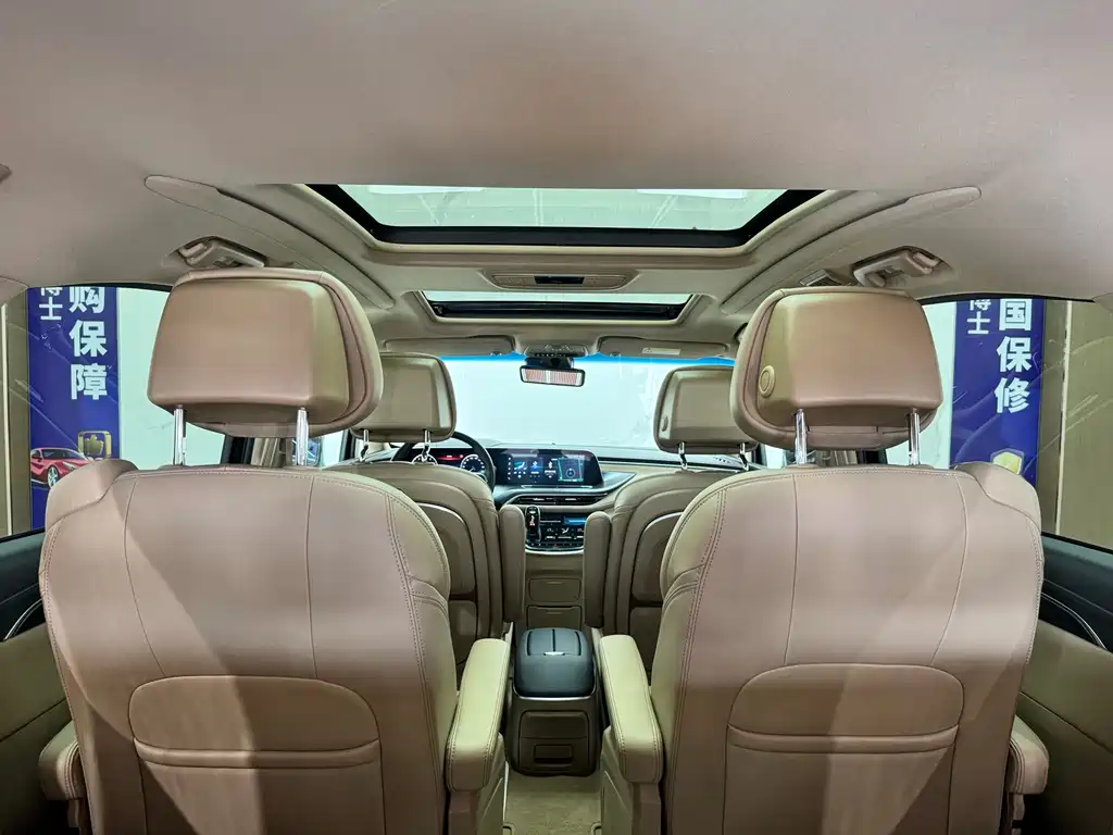 Buick GL8 — миниатюра 24