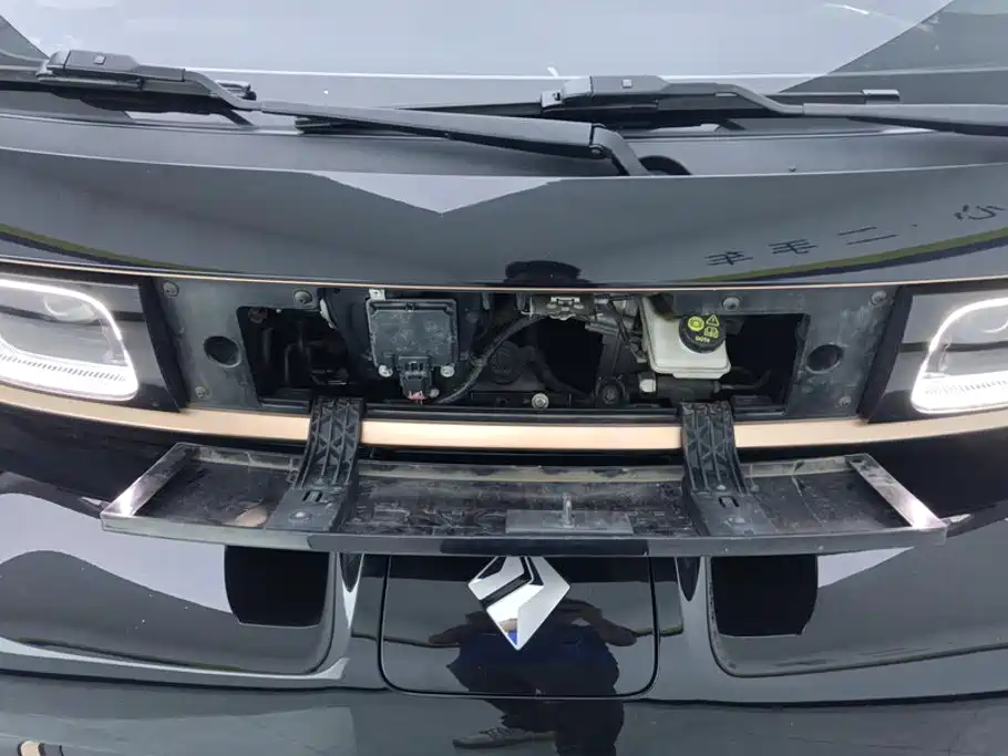 Baojun KiWi EV — миниатюра 10