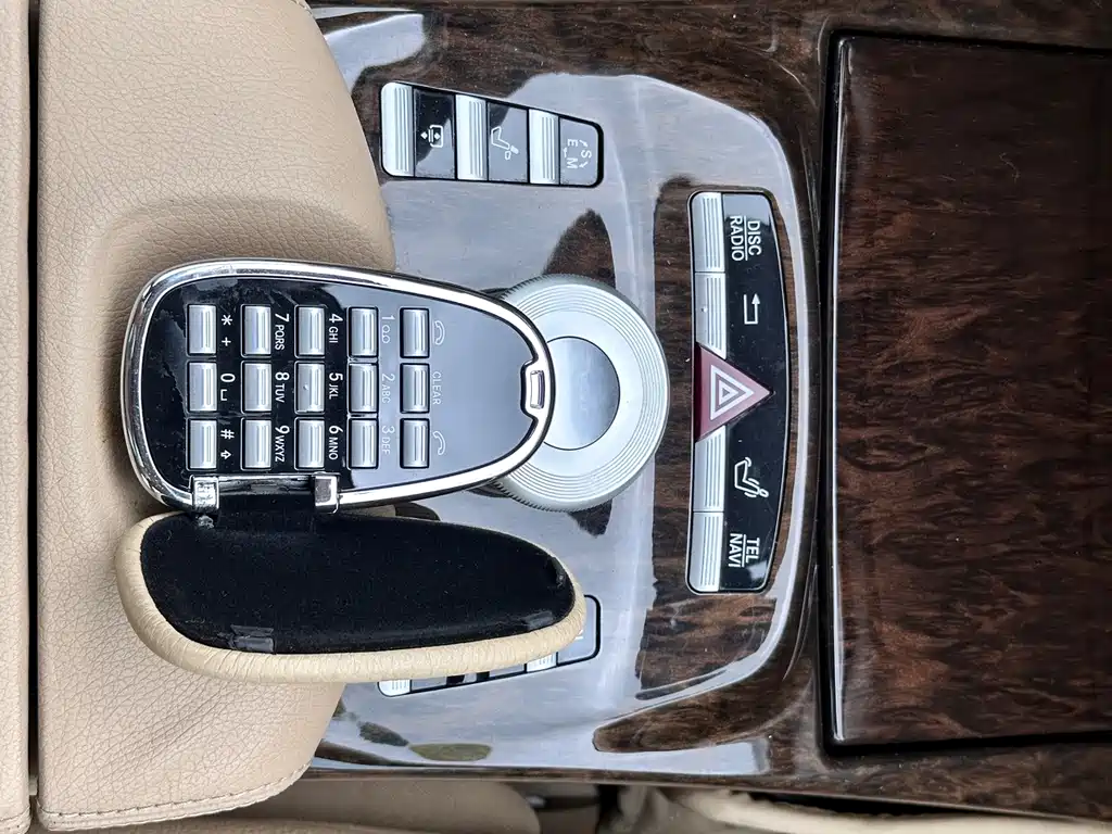 Mercedes-Benz S-Class — миниатюра 17