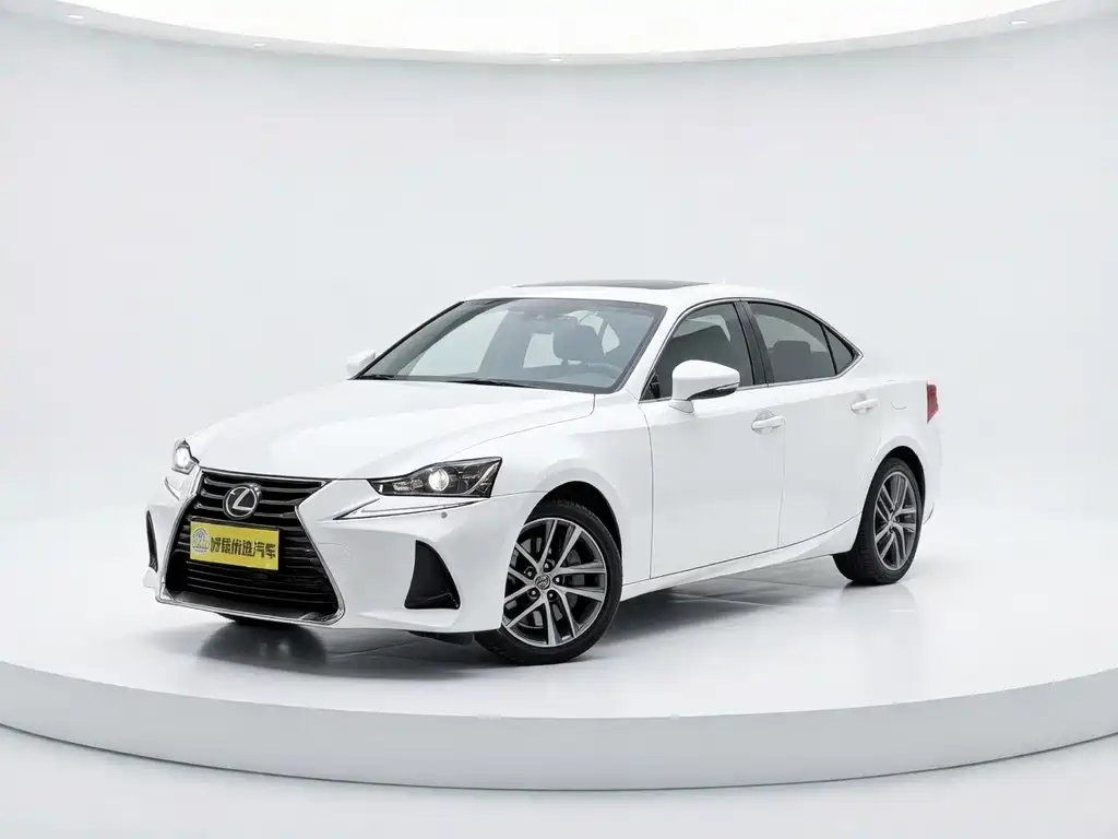Lexus IS 2017