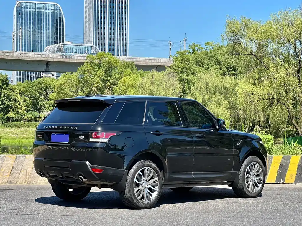 Land Rover Sport — миниатюра 18