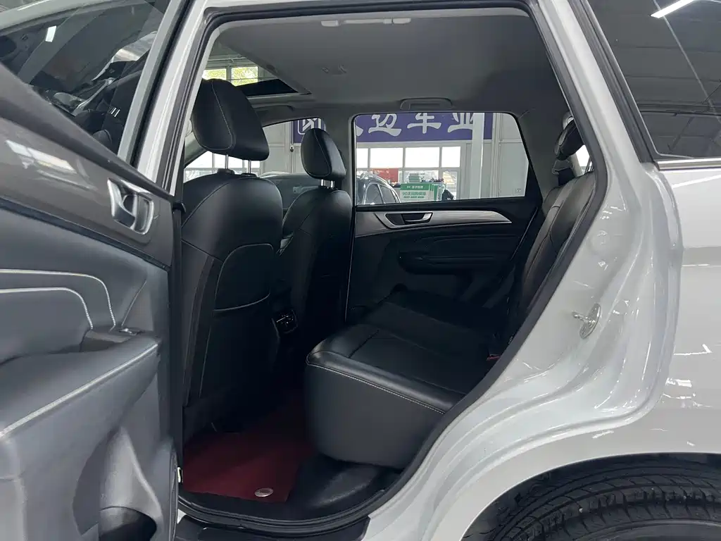 Haval M6 — миниатюра 6