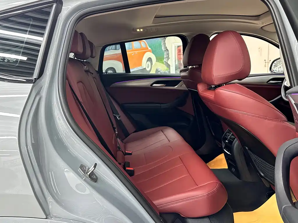 BMW X4 — миниатюра 10