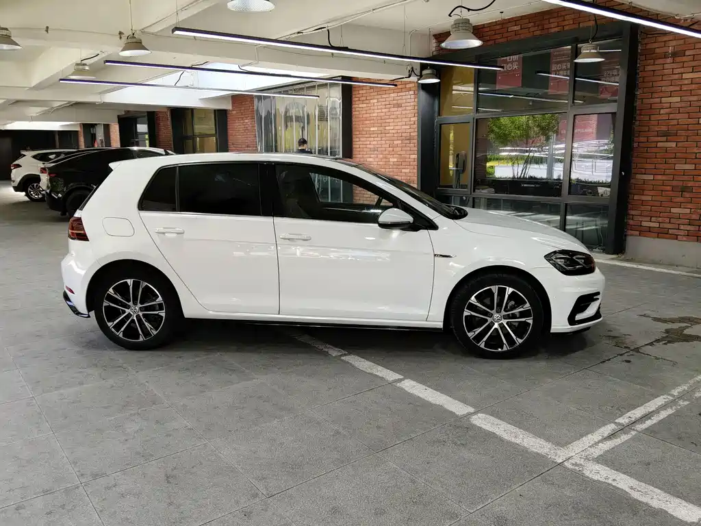 Volkswagen Golf — миниатюра 5
