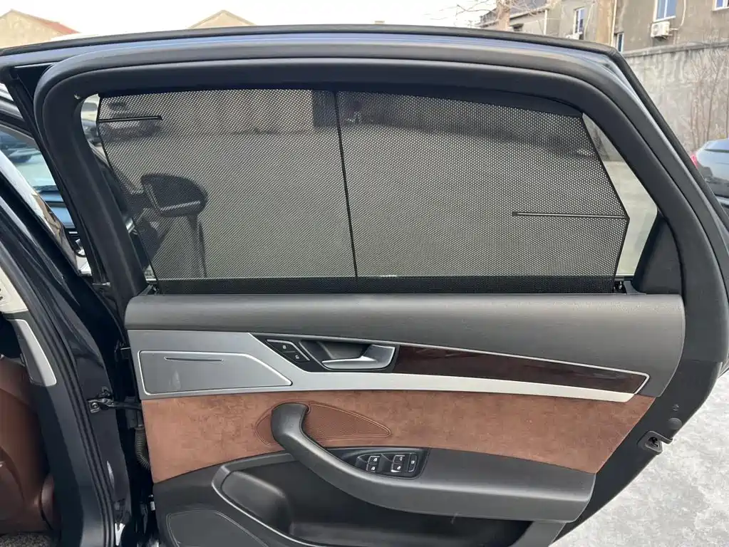 Audi A8 — миниатюра 11