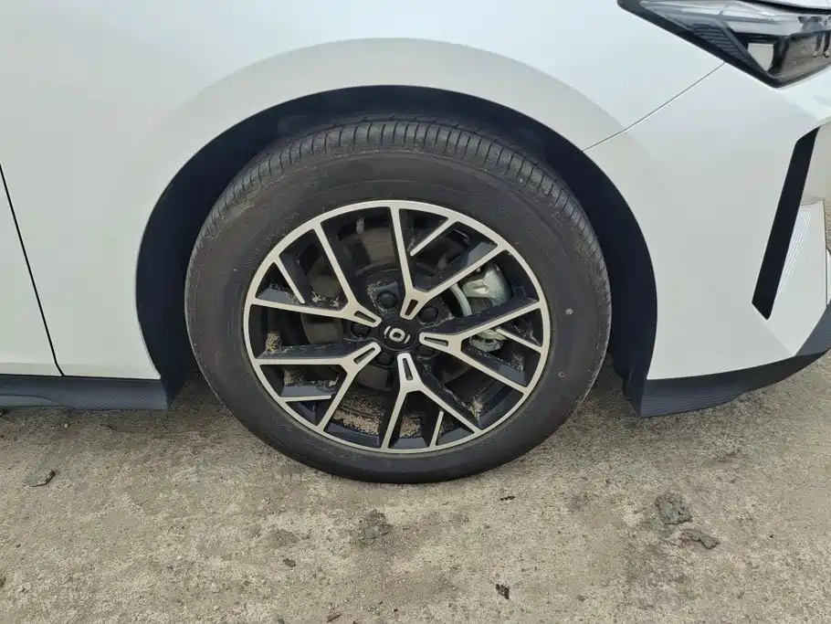 Changan UNI-V iDD — миниатюра 6