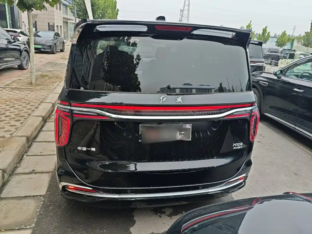 Hongqi Hongqi HQ9 PHEV — миниатюра 6