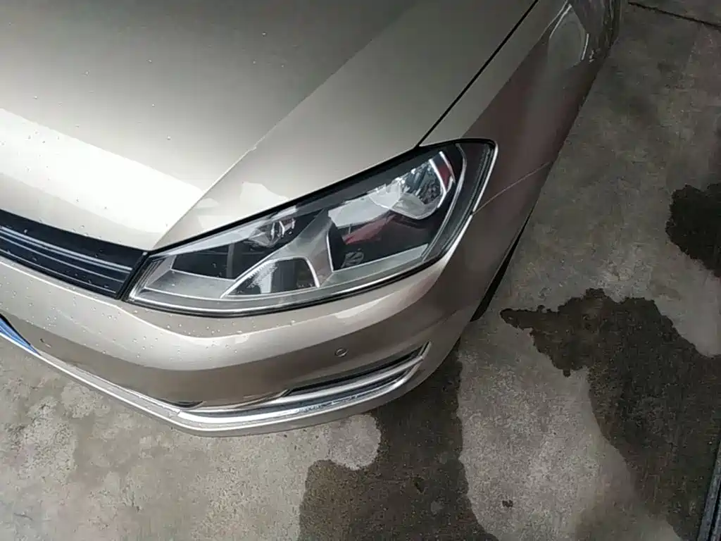 Volkswagen Golf — миниатюра 24