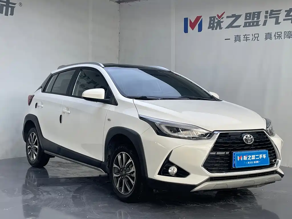 Toyota Yaris L — миниатюра 3