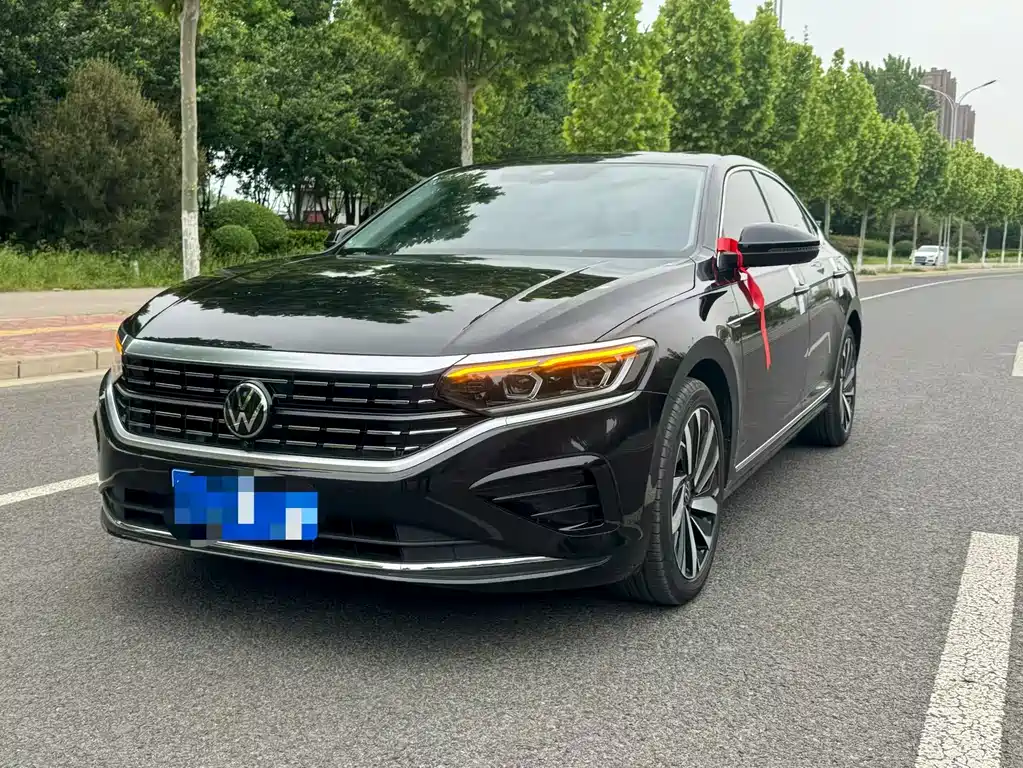 Volkswagen Passat 2023