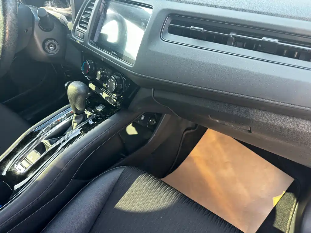Honda Vezel — миниатюра 15