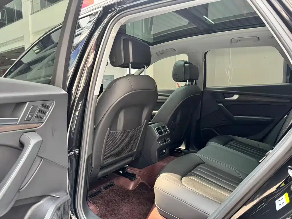 Audi Q5L — миниатюра 12