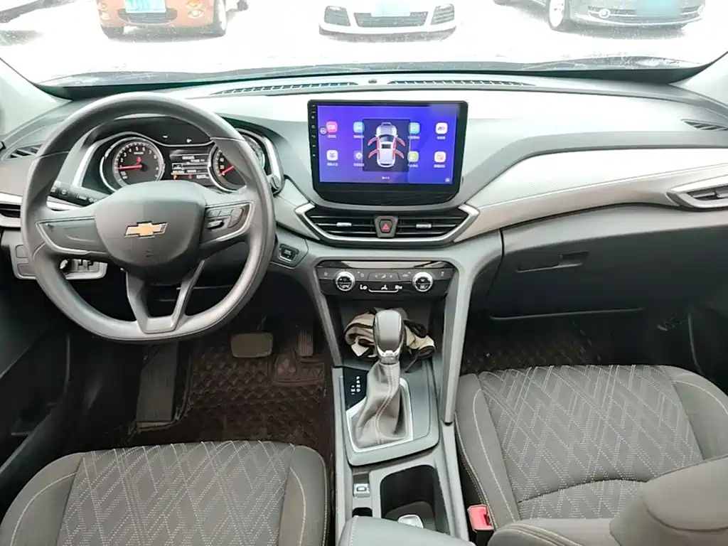 Chevrolet Volando — миниатюра 10
