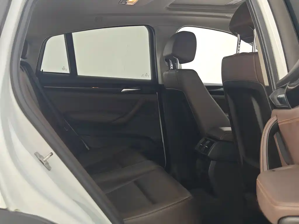 BMW X4 — миниатюра 16