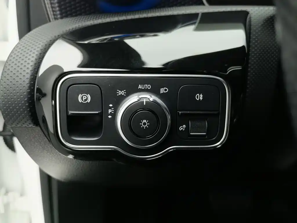 Mercedes-Benz A-Class — миниатюра 21