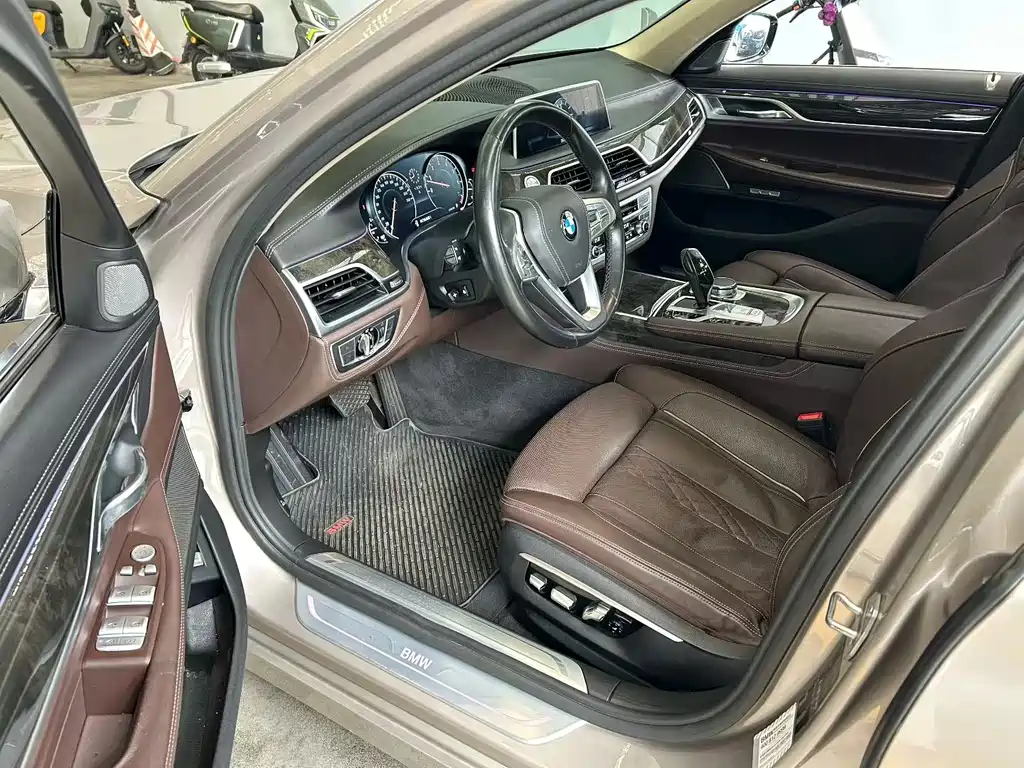 BMW 7 Series 7 2016 730Li Luxury