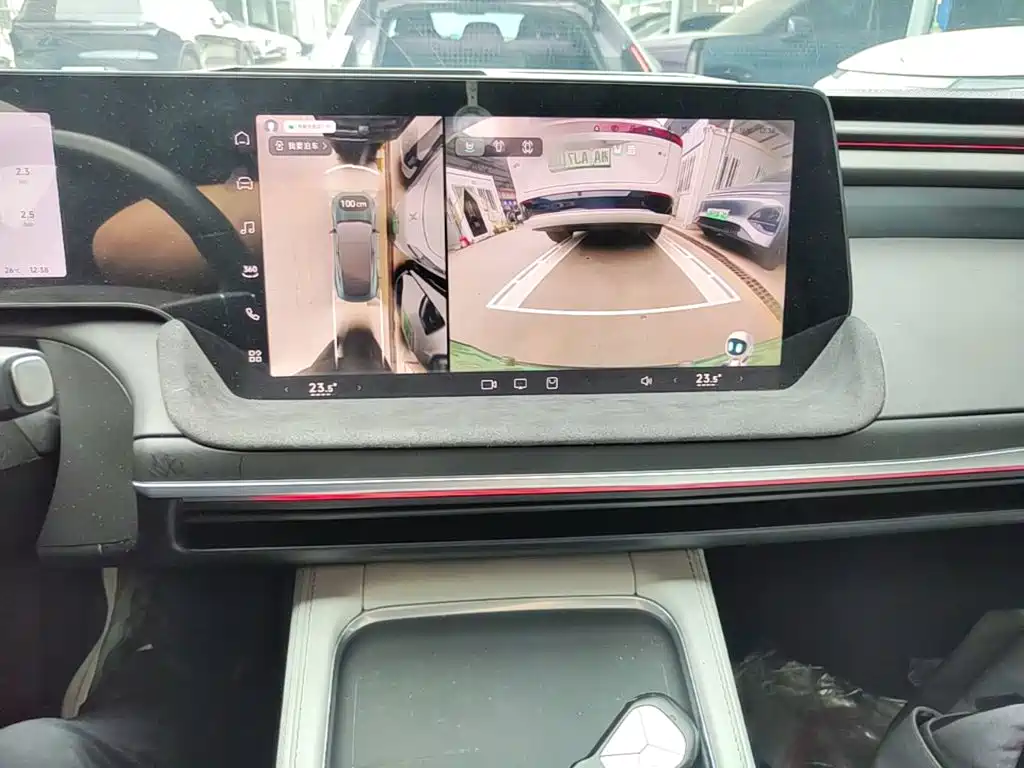 XPeng P7 — миниатюра 9