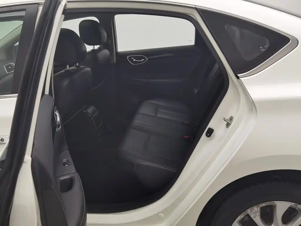 Nissan Sylphy — миниатюра 15