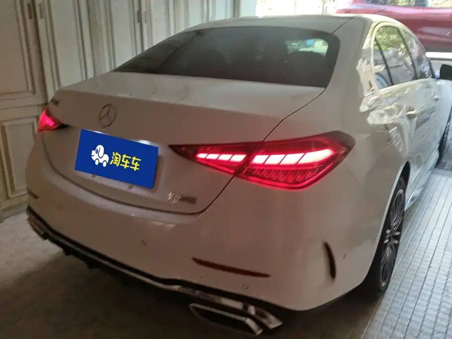 Mercedes-Benz C-Class — миниатюра 2