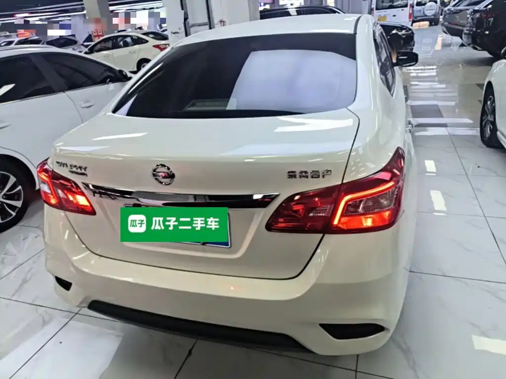 Nissan Sylphy — миниатюра 6