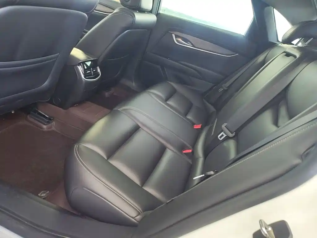 Cadillac XTS — миниатюра 17