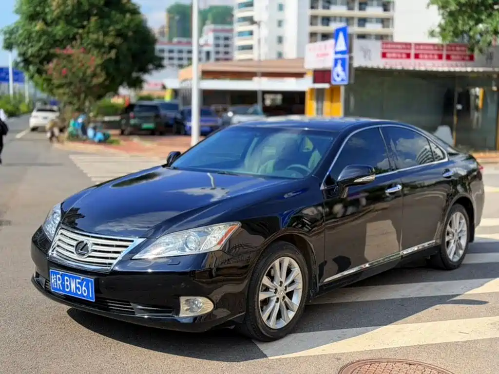 Lexus ES — миниатюра 2