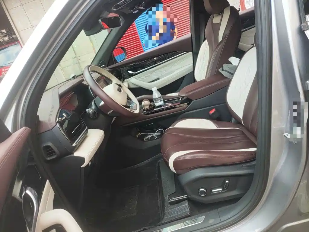 Geely Xingyue L — миниатюра 11