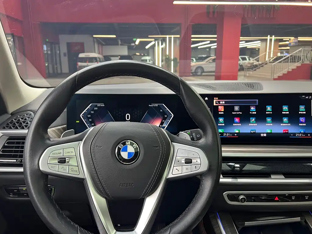 BMW X7 — миниатюра 7