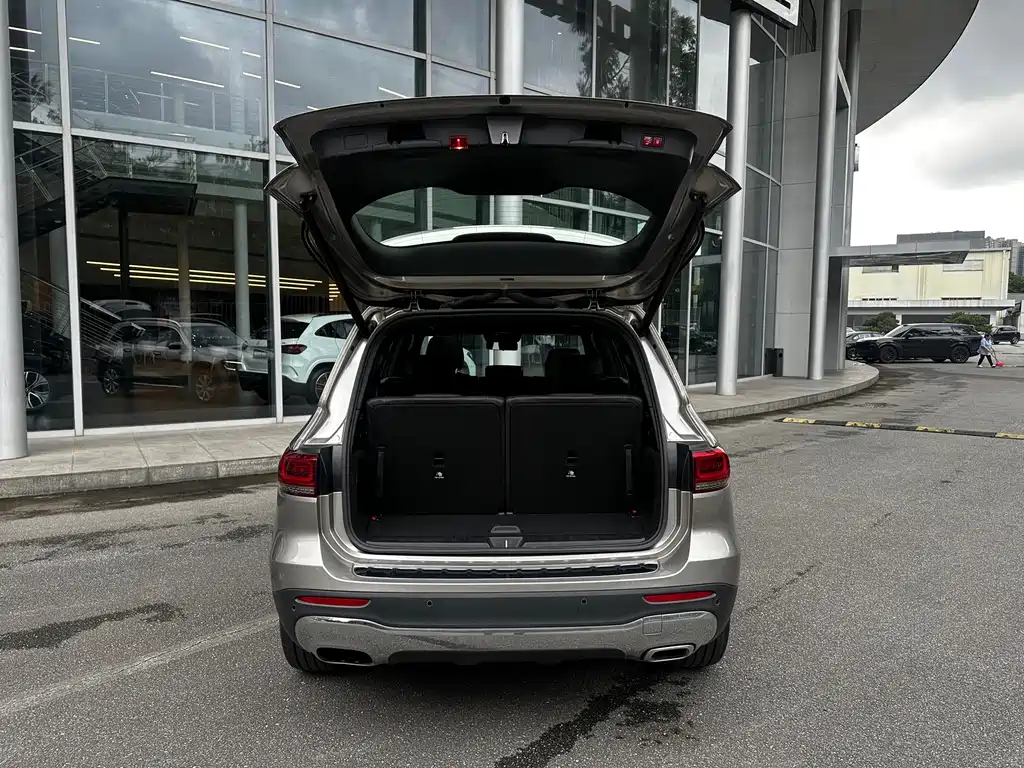 Mercedes-Benz GLB — миниатюра 15