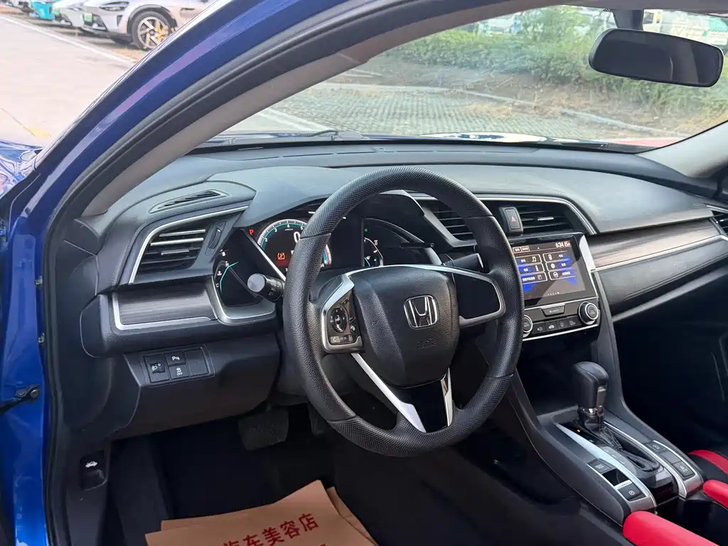Honda Civic — миниатюра 11