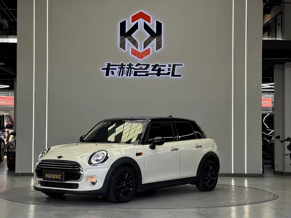MINI Mini 2018