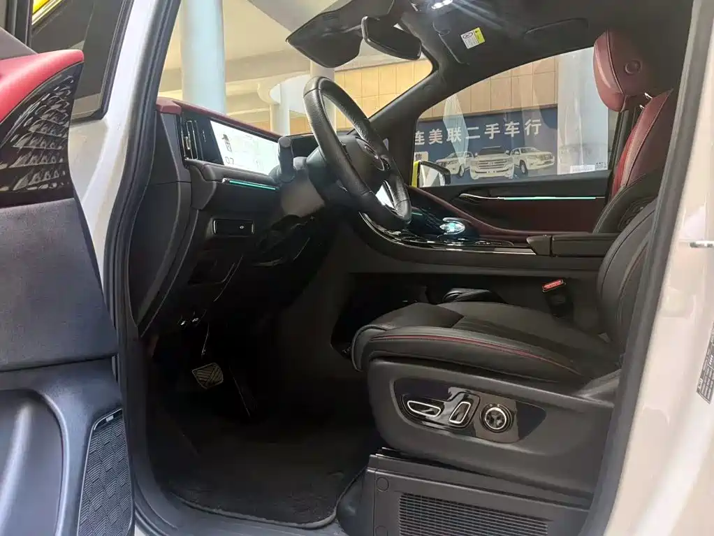 GAC M8 2023 400T Flagship