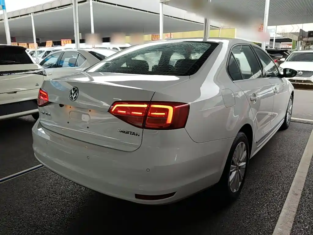 Volkswagen Sagitar — миниатюра 7
