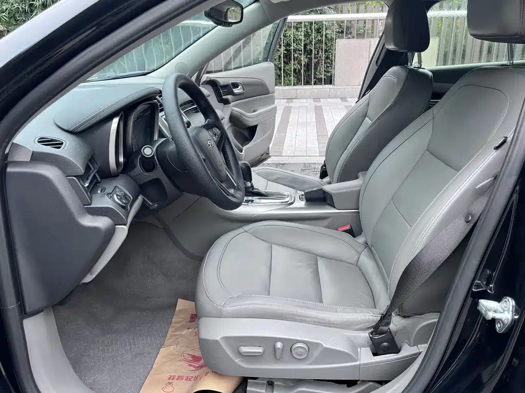 Chevrolet Malibu — миниатюра 14