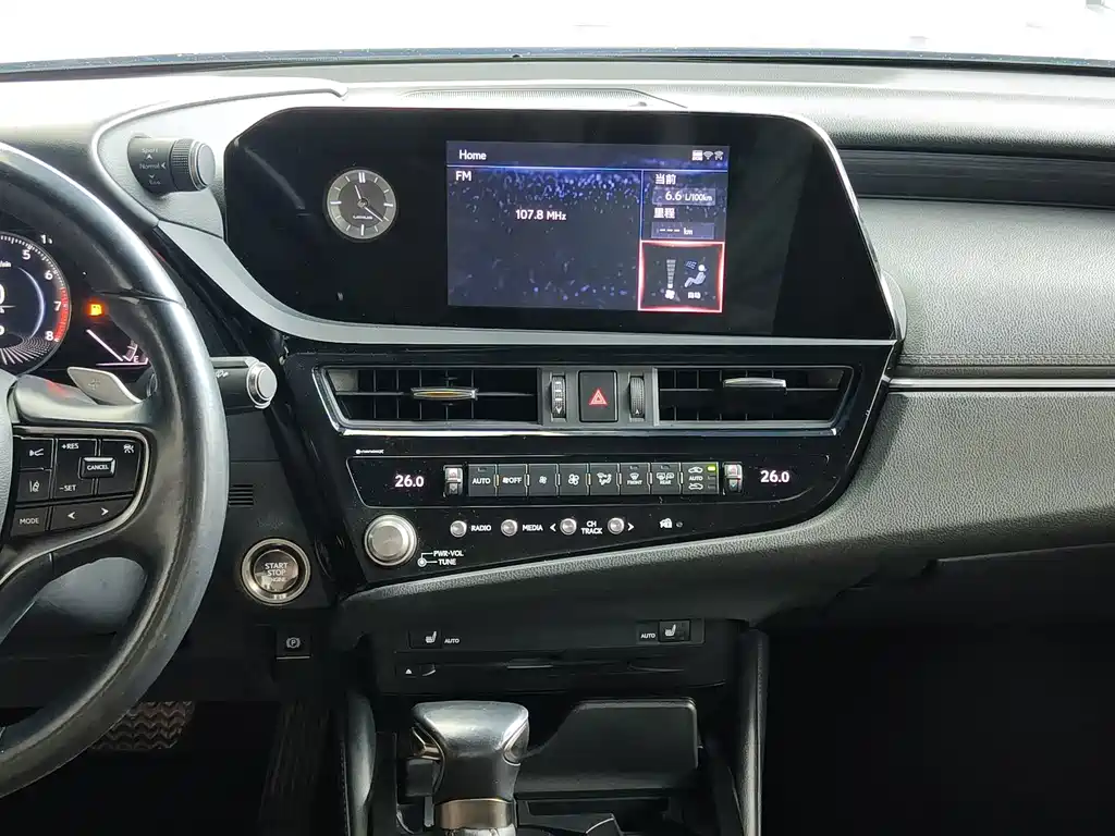 Lexus ES — миниатюра 11