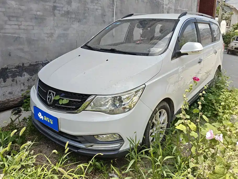 Baojun 730 2016 1.5T MT Comfort 7 мест