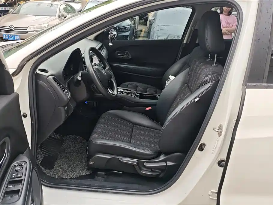 Honda Vezel 2016 1.8L CVT