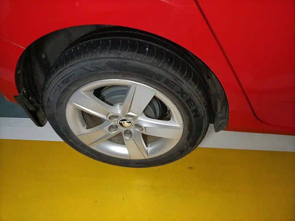 Skoda Fabia — миниатюра 24