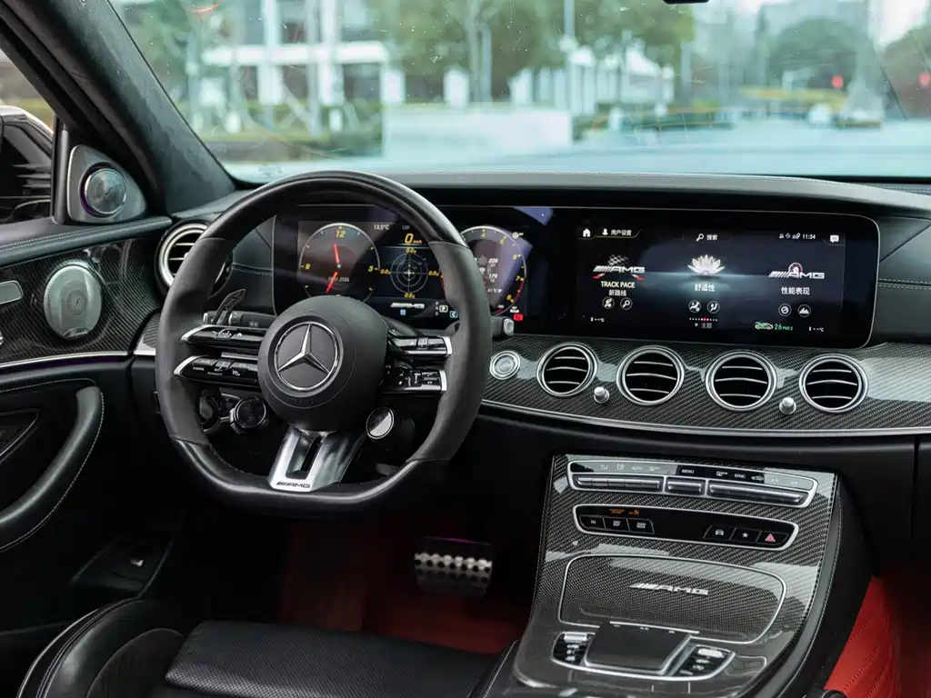 MERCEDES-BENZ E CLASS AMG