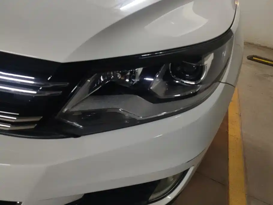 Volkswagen Tiguan — миниатюра 5