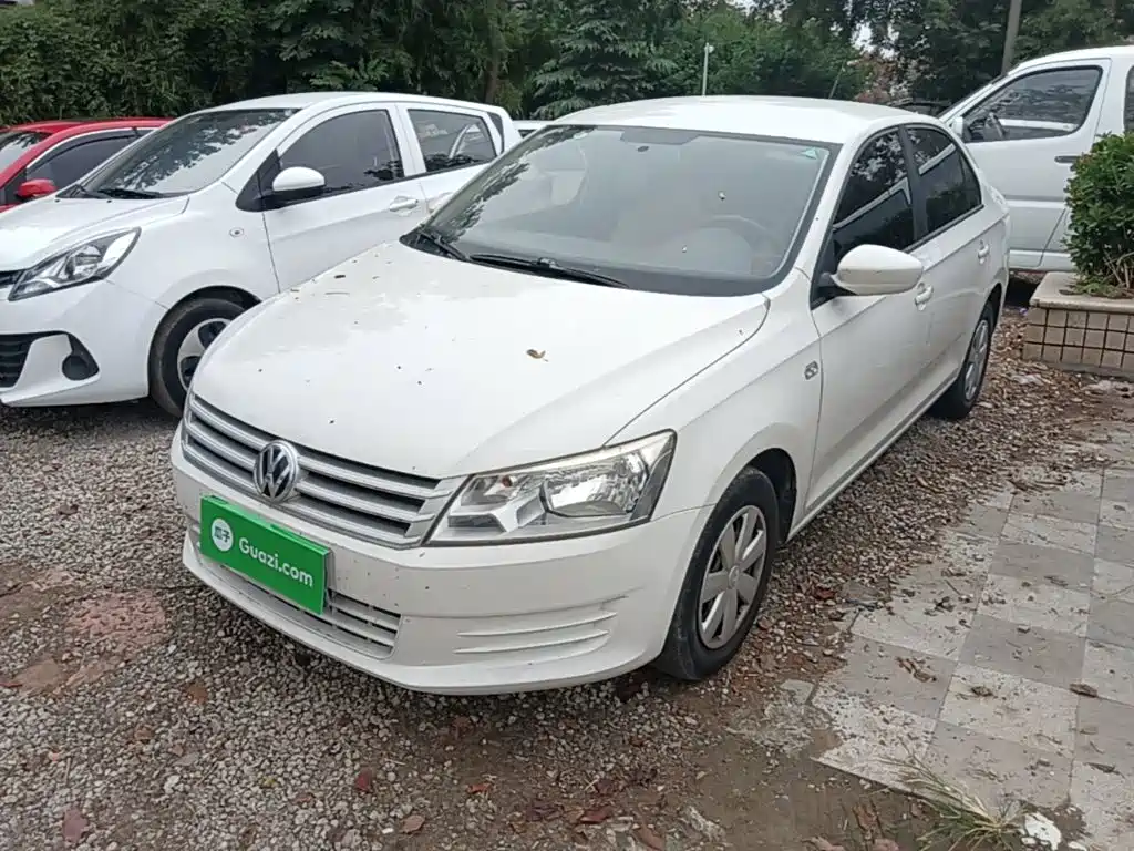 Volkswagen Santana — миниатюра 2