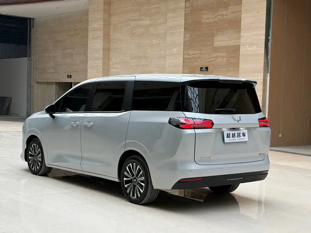 Wuling Xingguang 730 New Energy — миниатюра 14