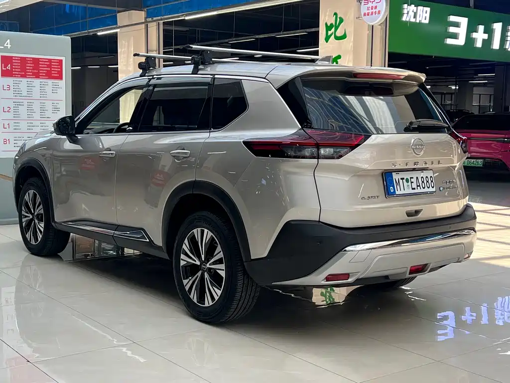 Nissan X-Trail — миниатюра 7