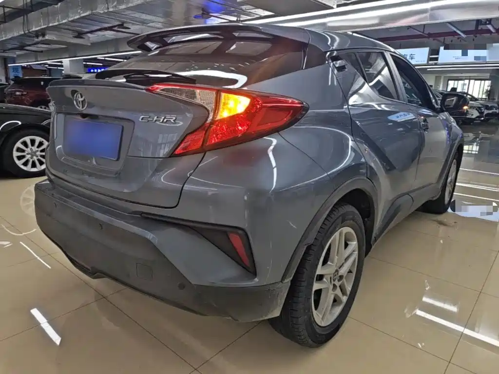 Toyota C-HR — миниатюра 7